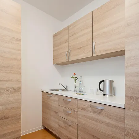 Hotel City Green Berlin 3*