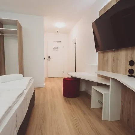 Hotel City Green Hoppegarten Hotel 3*