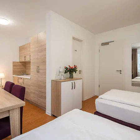 Hotel City Green Berlin 3*